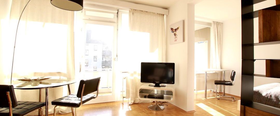 Gemütlich möbliertes Apartment mit Balkon im Pantaleonsviertel, direkt im Zentrum - Photo 1