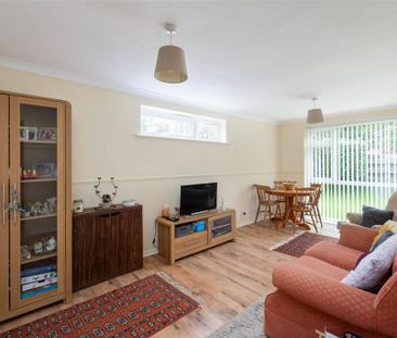 1 bedroom flat to rent - Photo 5
