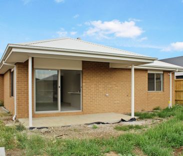 BEAUTIFUL HOME IN CORIDALE ESTATE - Photo 3