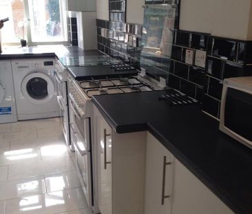 Studio to rent - Photo 6