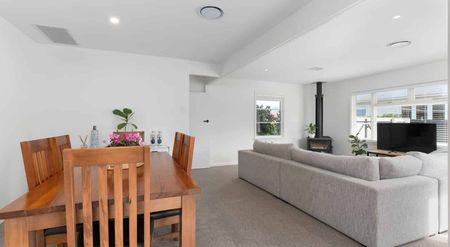 Spacious family home or student accommodation. - Photo 2