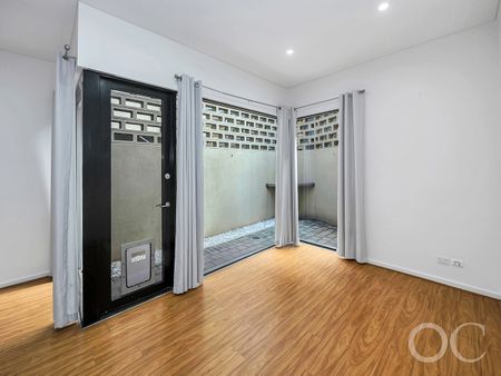 Open the Door to Inner-City Comfort and Contemporary Living - Photo 4