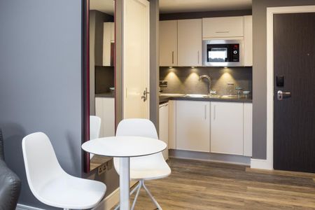 1 bedroom private hall to rent - Photo 5