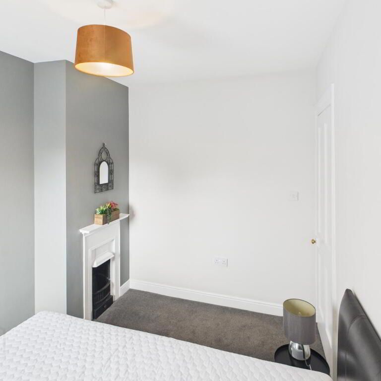 7 Park Drive, Holywood, BT18 9LW - Photo 1