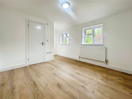 Cabell Road, Guildford, Surrey, GU2 8JQ - Photo 2
