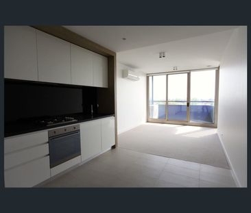 604/74 QUEENS ROAD, Melbourne, Vic 3004 - Photo 1