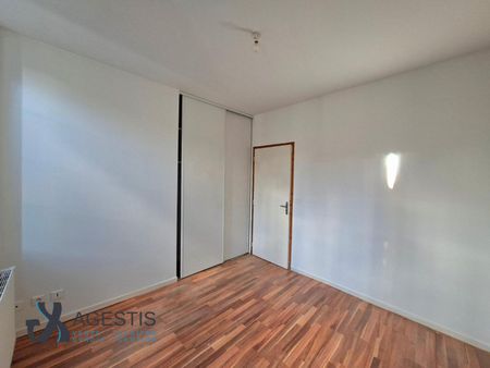 Location Appartement 3 pièces 67m² CASTRES 81100 - Photo 5
