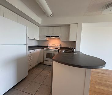 For Lease - 11 Oneida Crescent Unit# 708, Richmond Hill, Ontario - Photo 5