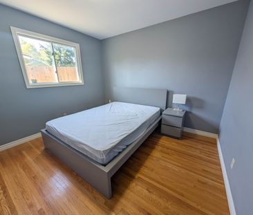 Private Rooms in Professional Shared Home – Great Location - Photo 1