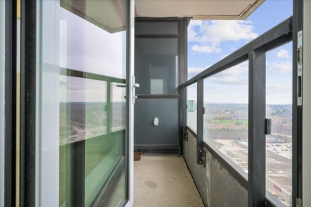 For Lease - 297 Oak Walk Drive Unit# 2203, Oakville, Ontario - Photo 5