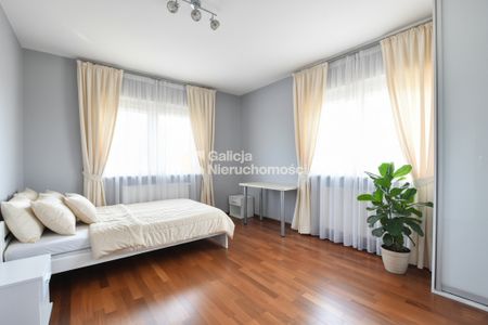 M2 z komórką i miejscem postojowym - Фото 3