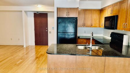 2181 Yonge Street #909 - Photo 4