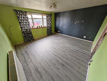 2 Bed Flat, Napier Drive, G51 - Photo 2