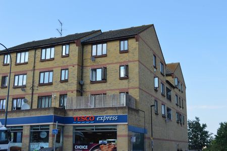 Lewisham Way, London, SE4 - Photo 4