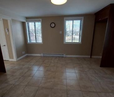 Logement 4 1/2 à louer - Photo 4