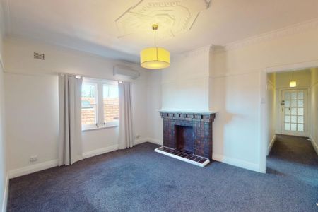 4/79 Tooke Street, Cooks Hill NSW 2300 - Photo 3