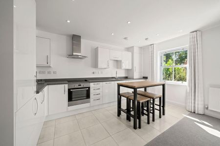 2 bedroom apartment to rent - Photo 4