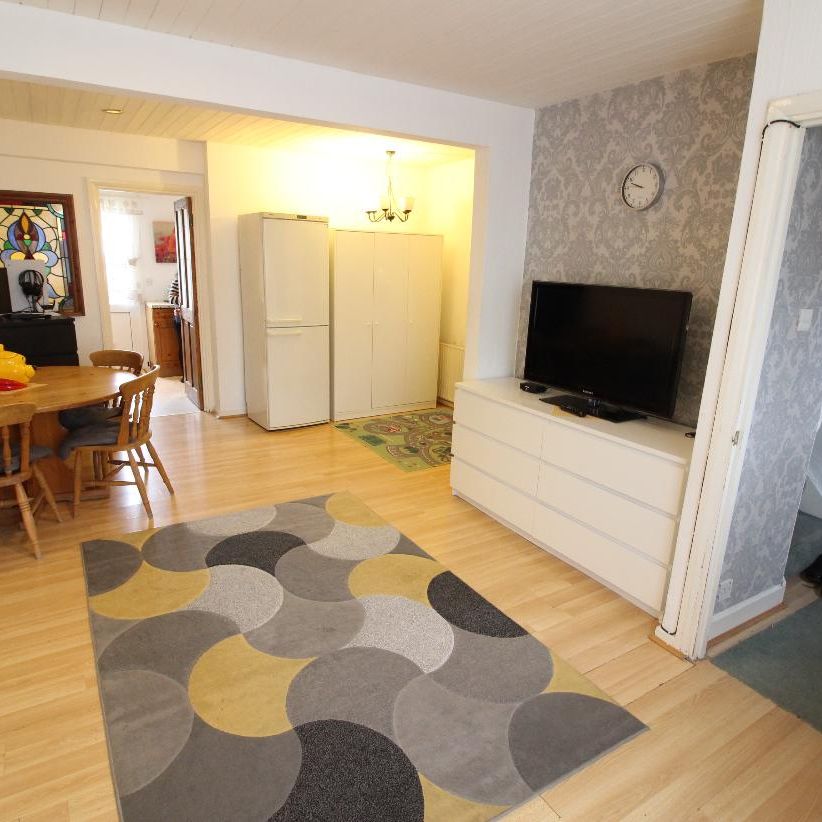 Boscombe Road, Worcester Park - Photo 1