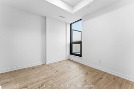 35 Parliament Street #806 - Photo 2