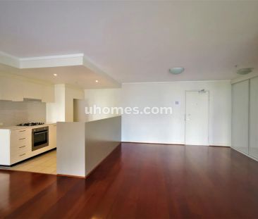 B506/35 ARNCLIFFE Street,Wolli Creek,New South Wales 2205, Sydney - Photo 1