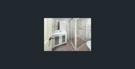 2 Bedroom 2 Bathroom in the catchment of Parramatta High school - Photo 3