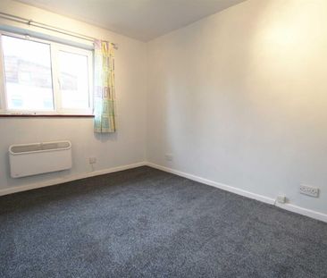 Katherine Close, HP3 9QT, Hemel Hempstead - Photo 3