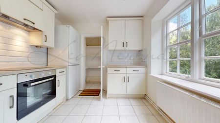 4 bedroom flat to rent - Photo 5