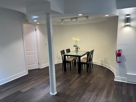 For Lease - 187 Redstone Road, Richmond Hill, Ontario - Photo 4