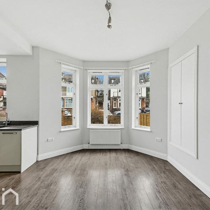 1 bedroom flat to rent - Photo 1