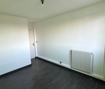 Location Appartement 2 pièces 56m² ST CYR SUR LOIRE 37540 - Photo 5