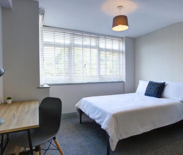 5 bedroom flat to rent - Photo 5