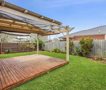 Spacious Family Living with Alfresco Entertaining - Photo 1