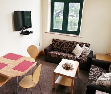 2 Bed - West End House Legrams Lane, Bradford, Bd7 - Photo 3