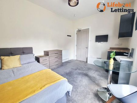 1 bedroom in a house share to rent - Photo 4