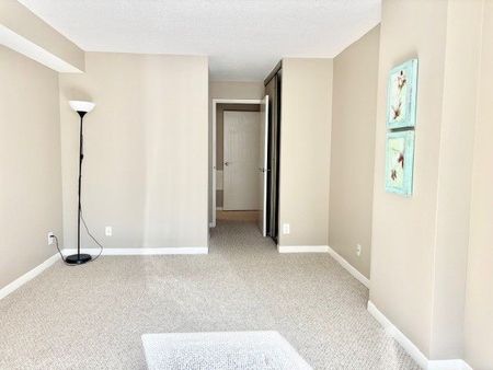 For Lease - 80 Sandcastle Drive Unit# 306, South of Baseline to Knoxdale, Ontario - Photo 2