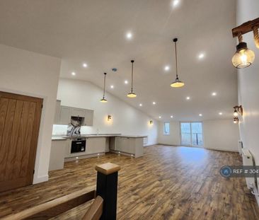 3 bedroom semi-detached house to rent - Photo 3
