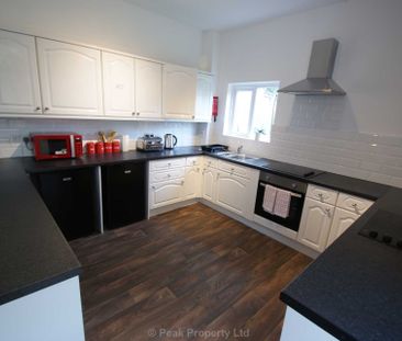 Room 3, Portland Avenue, Southend On Sea - Photo 6