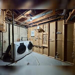 Furnished 2 Bed 1 Bath BSMT Suite Ottewell Edmonton - Photo 5