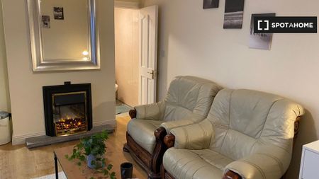 1-bedroom apartment for rent in Cabra-Drumcondra, Dublin - Photo 5