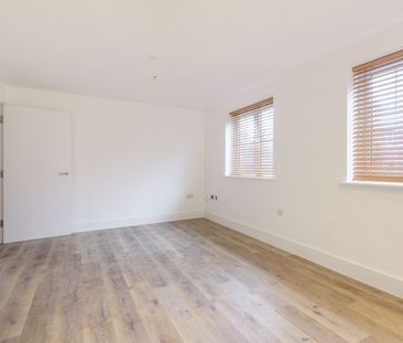 2A Wey Hill, Haslemere - 1 bedroomProperty for lettings - Seymours - Photo 1