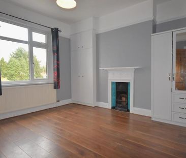 4 bedroom semi-detached house to rent - Photo 6