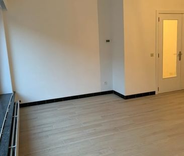 Appartement te huur - Foto 2