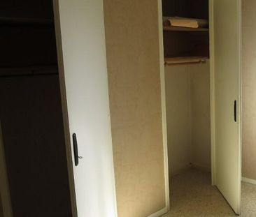 Location Appartement 3 pièces 50m² ST MARTIN D HERES 38400 - Photo 4