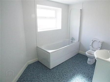 Flat 3-13 Dunluce Avenue, Belfast, BT9 7AW - Photo 4