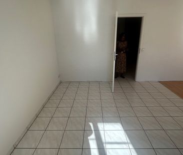 Apartment - Photo 3