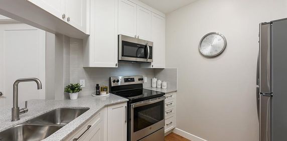 MAGNIFIQUES APPARTEMENTS 4-1/2 DE TYPE CONDO À SAINTE-THÉRÈSE - Photo 2