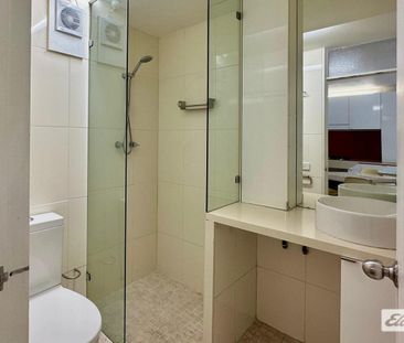 CHARMING FULLY FURNISHED 1 BEDROOM IN GREAT LOCATION - Photo 3