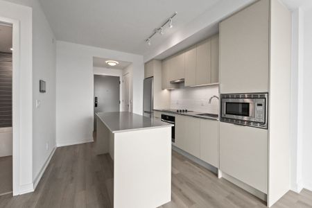 For Lease - 3079 Trafalgar Road Unit# 303, Oakville, Ontario - Photo 3