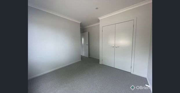 Modern Family Home in Heuton Place - Photo 1