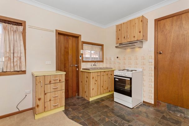 1a Moase Street, Wallsend NSW 2287 - House For Rent | Domain - Photo 1